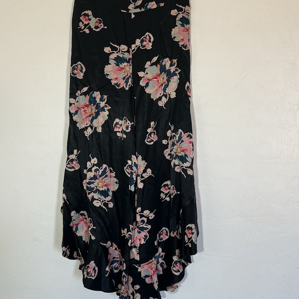 Anthropologie Elevenses Tansy Ruffle Leg Pants Black Floral US Size 0